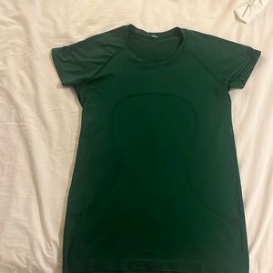 Green Lululemon Swiftly tech 2.0 size 2